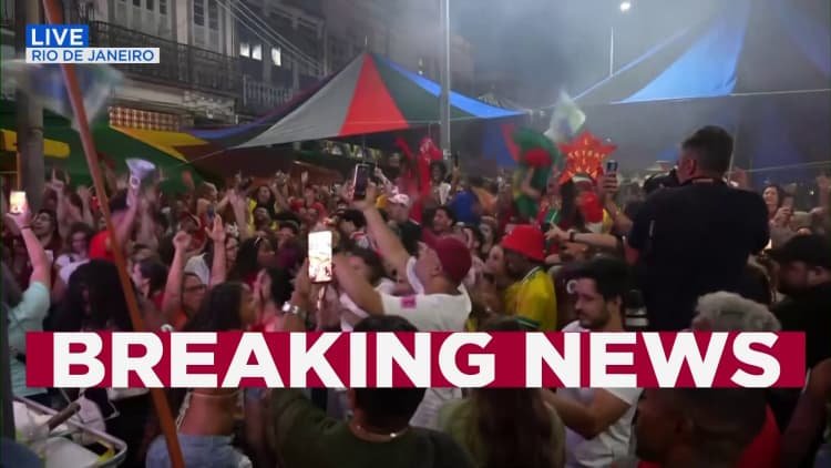 Brazil’s Lula wins historic presidential election; Bolsonaro reportedly refuses to concede Brazil’s Lula wins historic presidential election; Bolsonaro reportedly refuses to concede